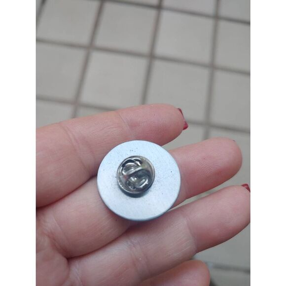 Amazon Peccy Pin "JFK8 HAPPY BIRTHDAY" - Picture 3 of 3